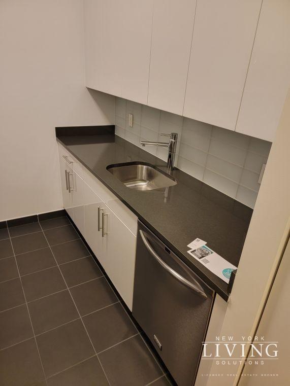 Photo - 0 bedroom in New York NY 11109 Apartment