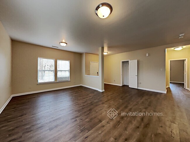 Foto del edificio - 711 Wendermere Cir