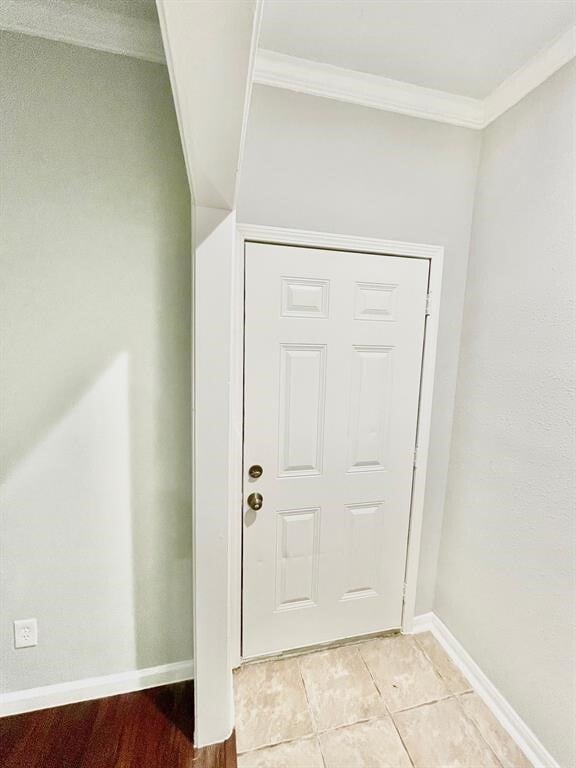 Building Photo - 7700 Creekbend Dr