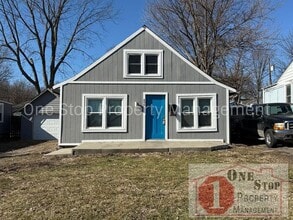 Building Photo - 808 S Savage St