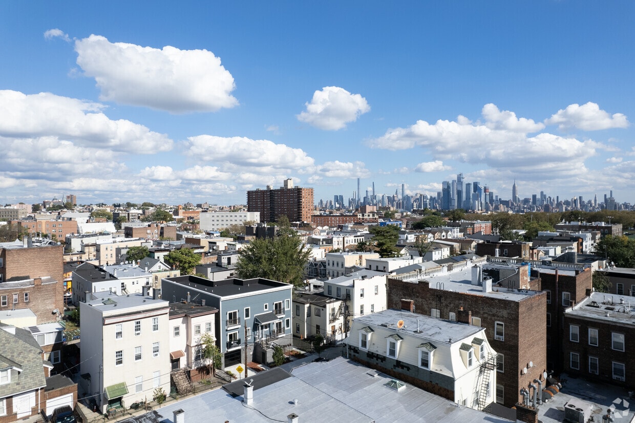 Aerial Photo - 66 Poplar St