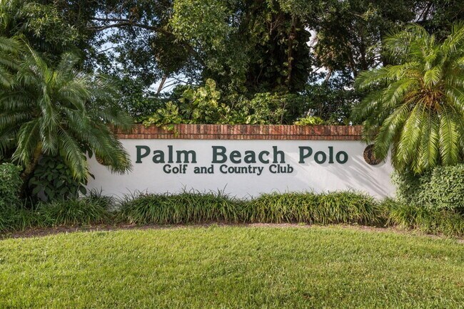 Foto del edificio - 13321 Polo Club Rd