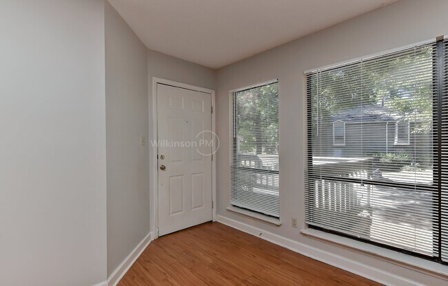 Building Photo - Charming 2-Bed, 2-Bath Retreat in the Hear...