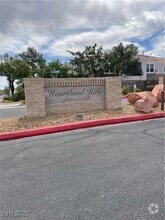 Building Photo - 2413 Cliffwood Dr
