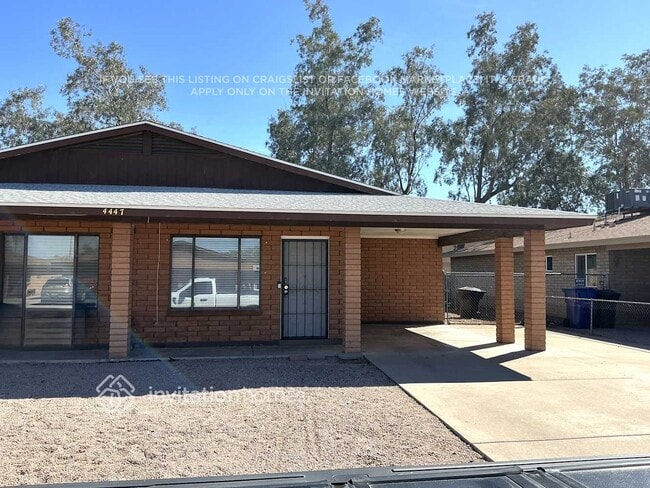 Building Photo - 4447 E Contessa St