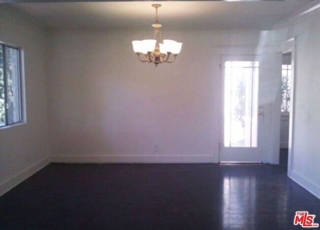 Foto del edificio - 1134 Orange Grove Ave