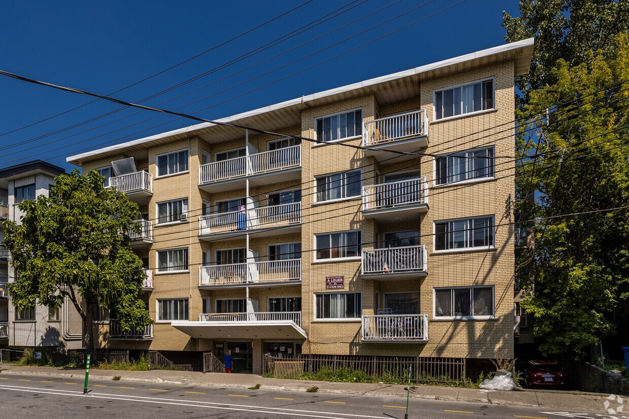 Primary Photo - 5345 Av Walkley