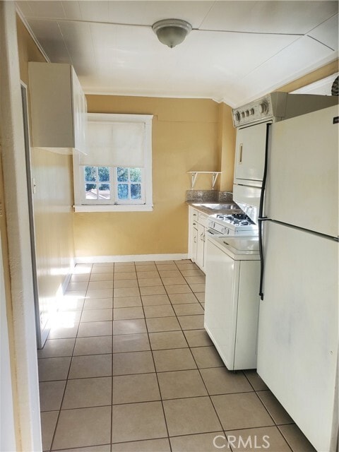 Building Photo - 421 N San Dimas Ave