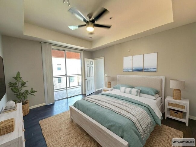 Building Photo - Terrific 2-Bedroom Condo in Guard gated community