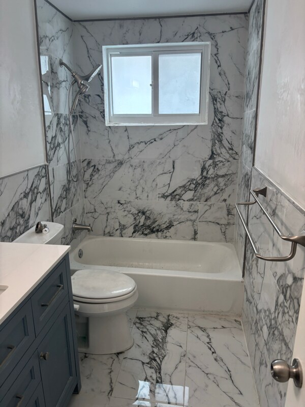 Foto del edificio - 8040 Tatum Waterway Dr