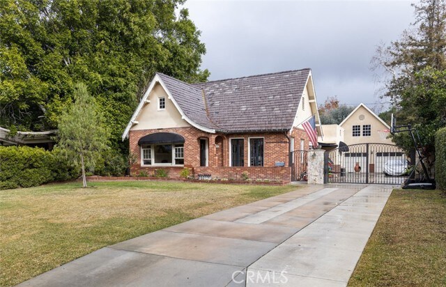 Building Photo - 2117 Greenleaf St