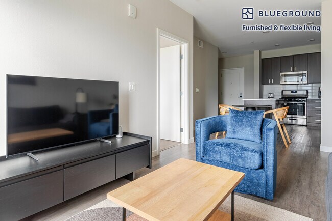 Foto del edificio - 3560 Rambla Pl