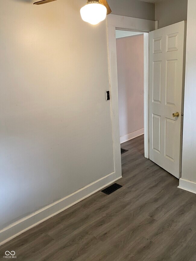 Foto del edificio - 1221 N Oxford St