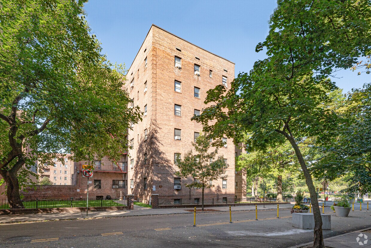 Foto principal - 7810 34th Ave