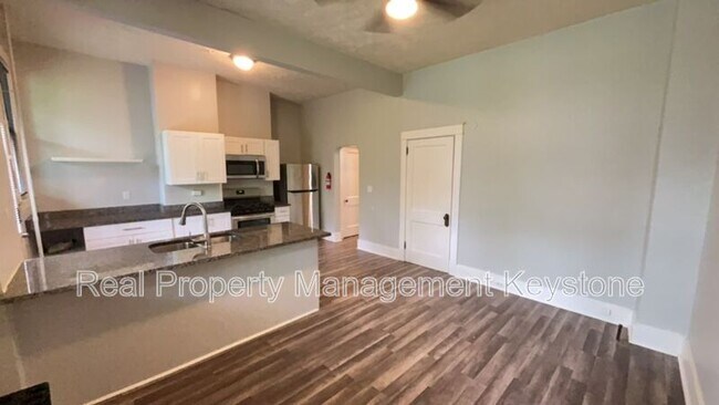 Foto del edificio - 1247 Chartiers Ave