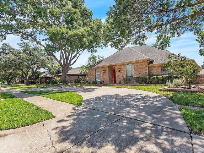 Building Photo - 3820 Matterhorn Dr