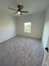 Building Photo - 5837 Lavender Ave