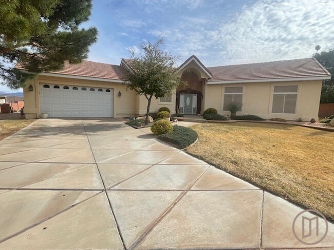 Foto del edificio - Painted Hills View Lot!