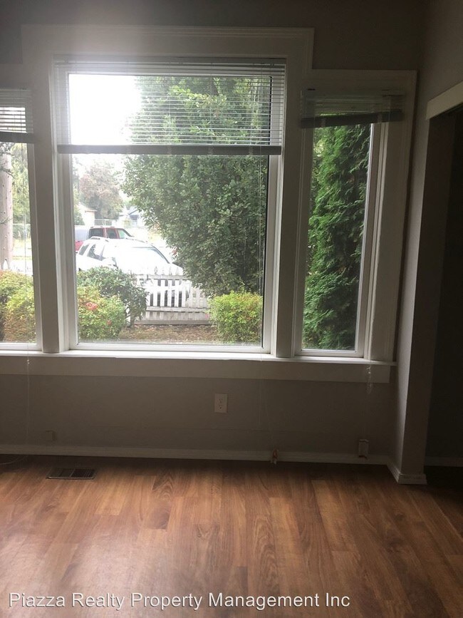 Foto del edificio - 106 Milwaukee St