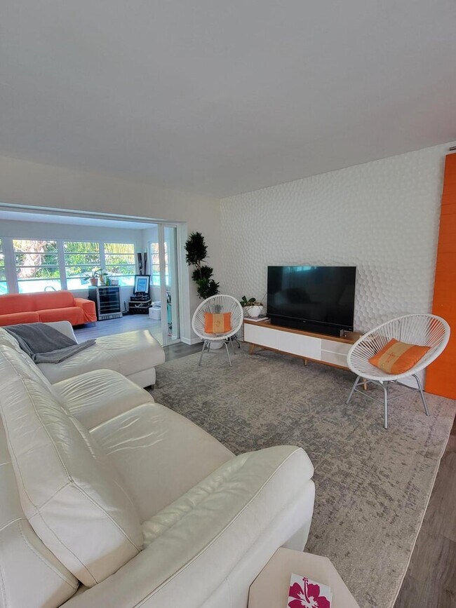 Foto del edificio - 113 Park Ln E