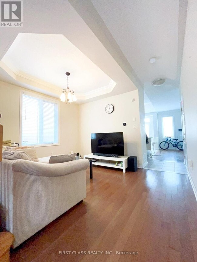 Building Photo - 18 Magnotta Rd