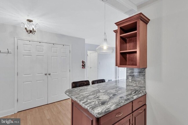Foto del edificio - 2401 H St NW