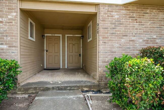 Foto del edificio - 909 Schertz Pkwy