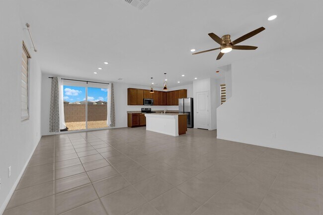 Foto del edificio - 4171 Scarlet Cob Ave