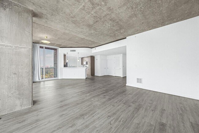 Foto del edificio - 5925 Almeda Rd