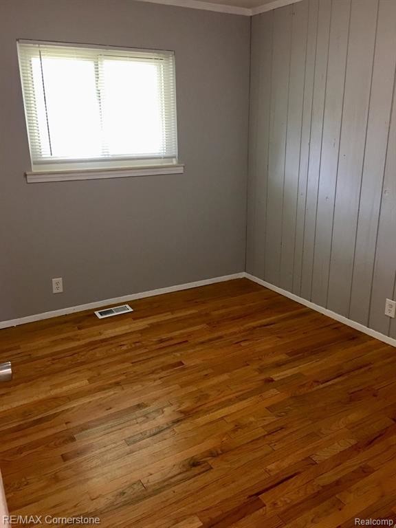 Foto del edificio - 33043 Creston St