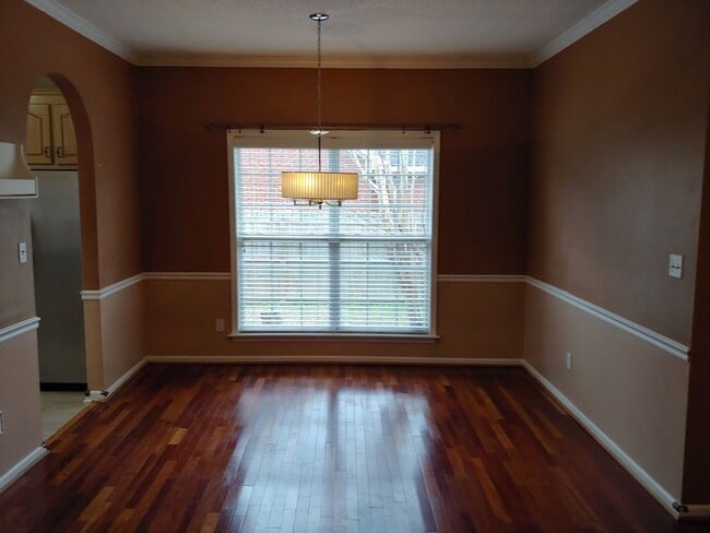 Building Photo - 13752 Randa Pkwy