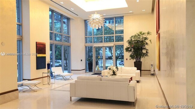 Foto del edificio - 1050 Brickell Ave
