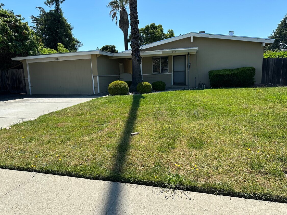 Primary Photo - 453 Sobrato Dr