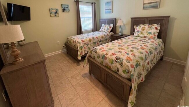 Foto del edificio - 634 Waterway Village Blvd