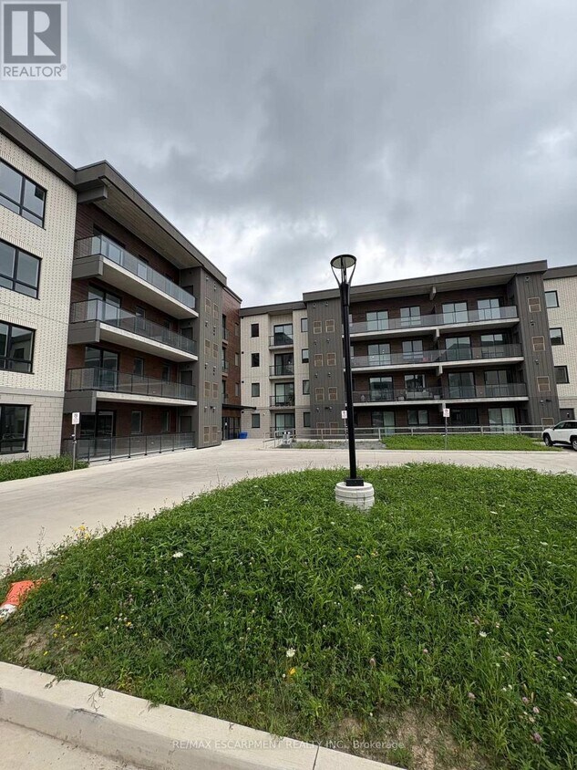 Photo principale - 7549-7549A Kalar Rd