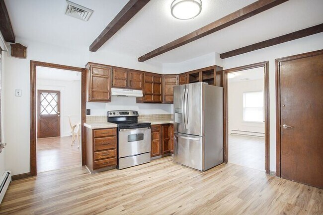 Foto del edificio - 52 Ludger Ave