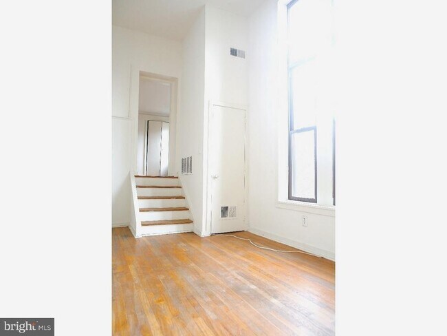 Foto del edificio - 409-15 S 11th St