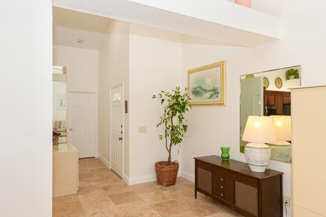 Building Photo - 4079 Garden Villas Ct