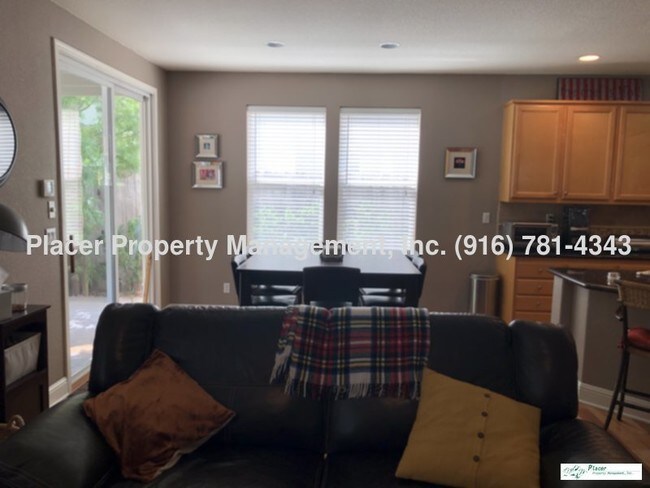 Building Photo - 124 Hinckley Ct