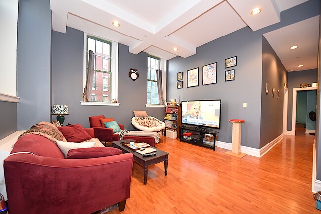 Building Photo - 4502 Ditmars Blvd