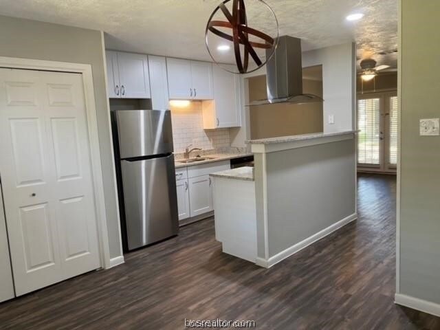 Building Photo - 1401 Airline Drive Unit B