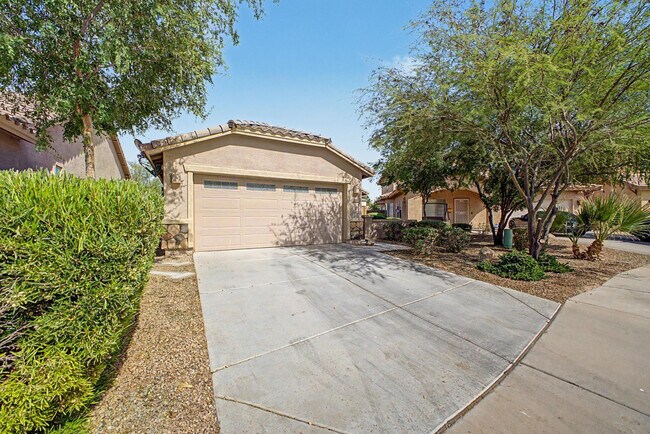 Foto del edificio - 17447 N Marina Ave