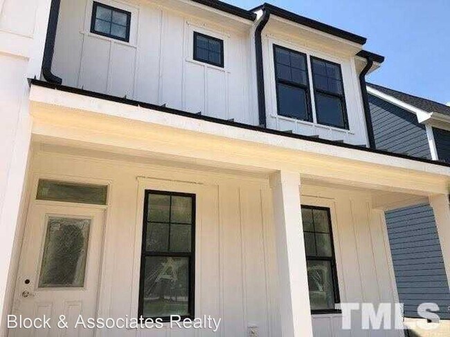 Foto del edificio - 5 br, 2.5 bath House - 915 Olive St