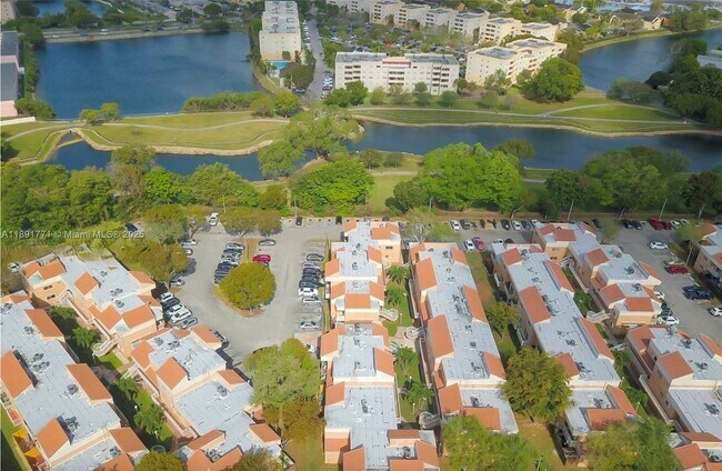 Foto del edificio - 14909 SW 80th St