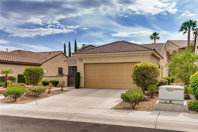 Building Photo - 2318 Sand Lily St