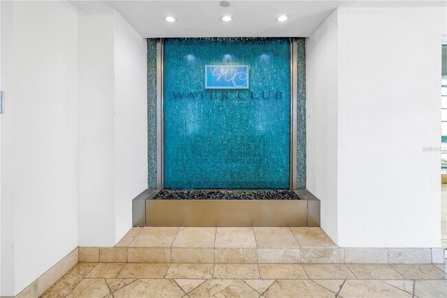 Foto del edificio - 1325 Snell Isle Blvd NE