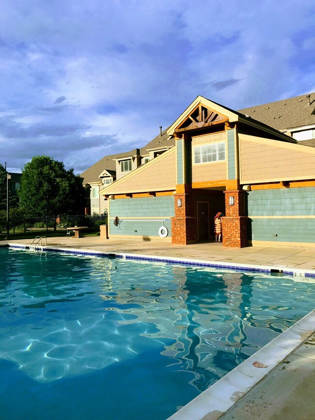 804 Summer Hawk Dr Unit 6207, Longmont, CO 80504 Condo for Rent in