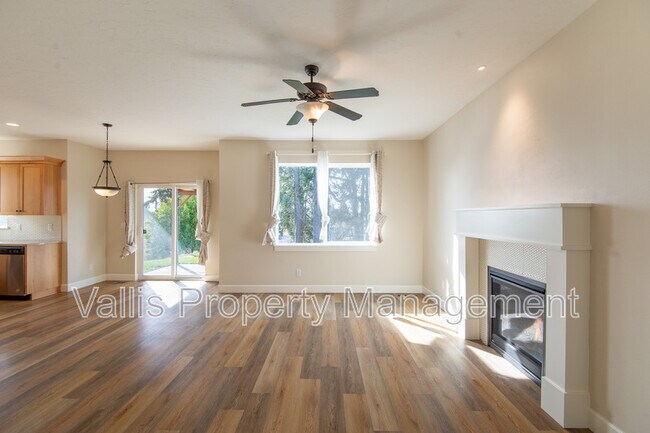 Foto del edificio - 4285 Cookie Anne Way NE