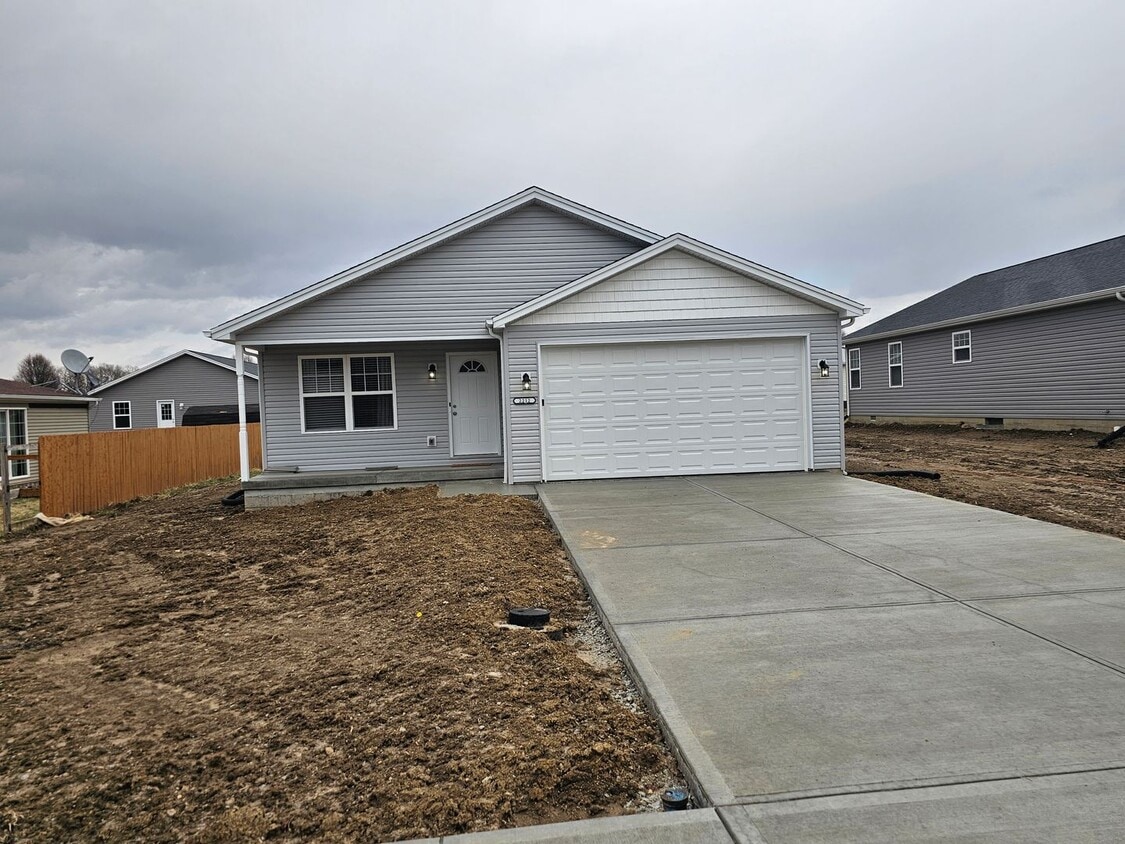 Primary Photo - Amazing New Construction Wilmington Ranch