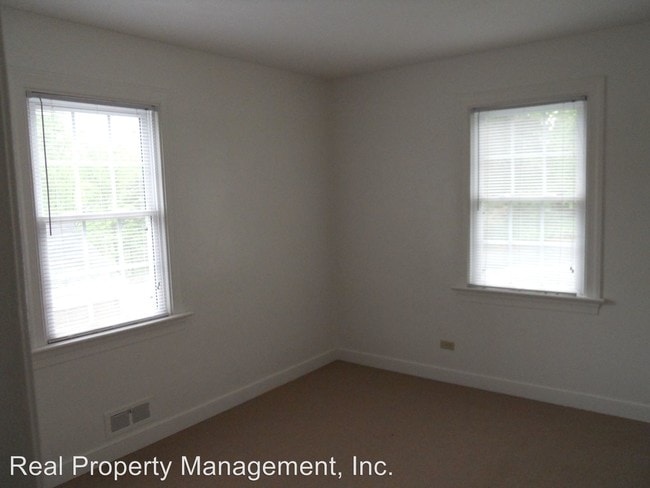 Building Photo - 107 Cresap Rd